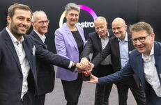 From left to right: Dr. Lennart Sandbrink, Dr. Bastian Mahr, Monique Buch, Dr. Michael Traving, Dr. Markus Dugal, Dr. Thomas Braig