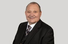 Porträfoto Florian Loch